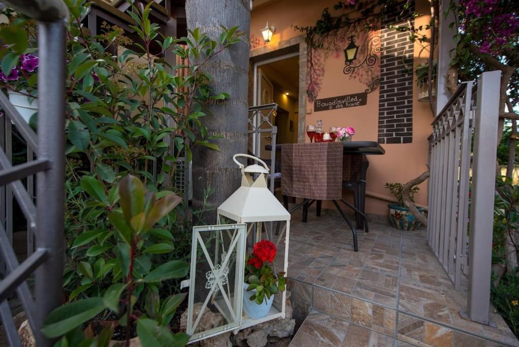Bougainvillea House 1 Kalamata Esterno foto